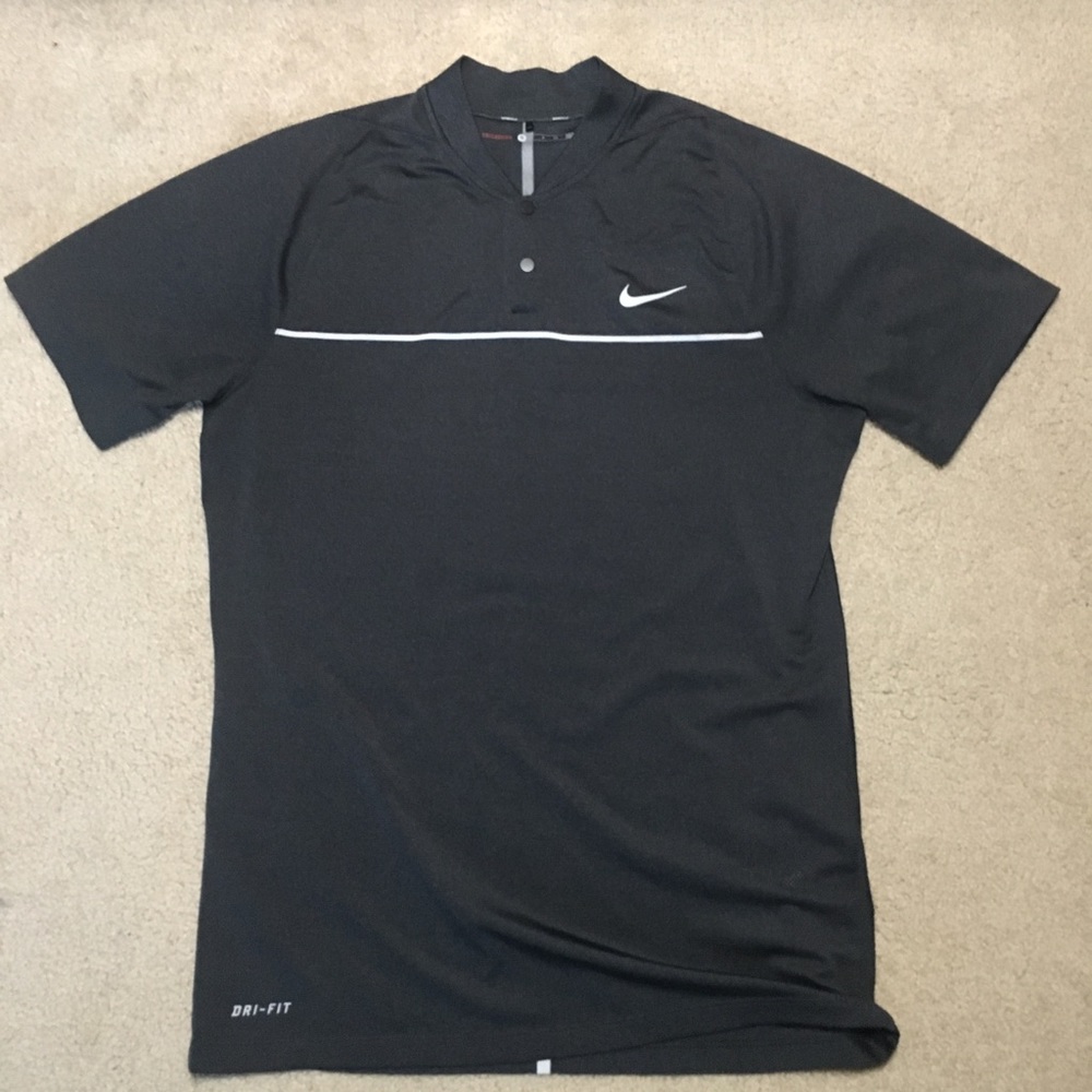 TIGER WOODS GOLF POLO